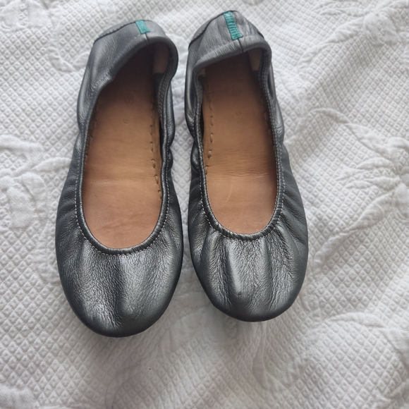 Tieks Shoes - Tieks flats